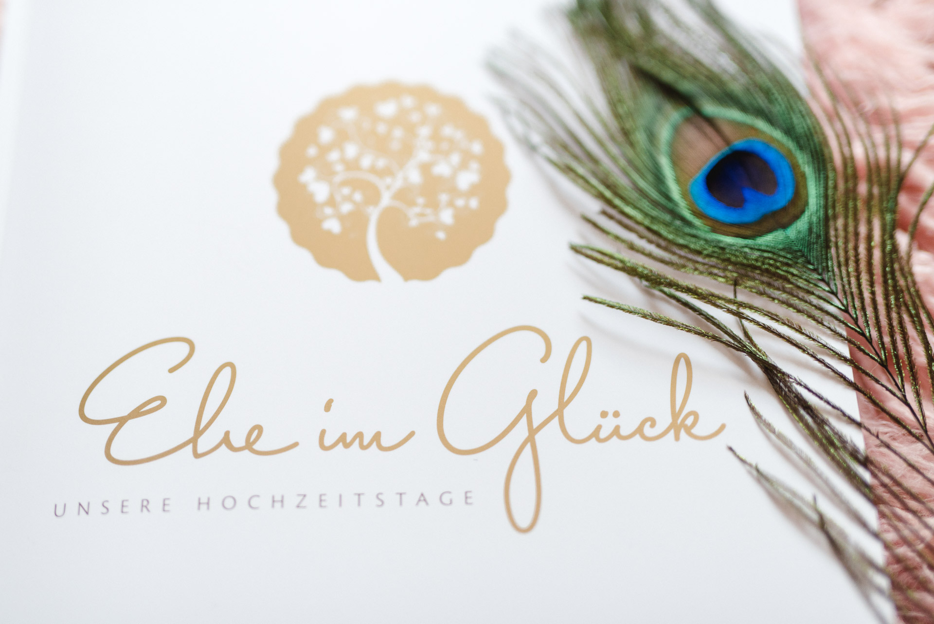 Ehe im Glück Ein Buch der Hochzeitstage als Geschenk zur Hochzeit!